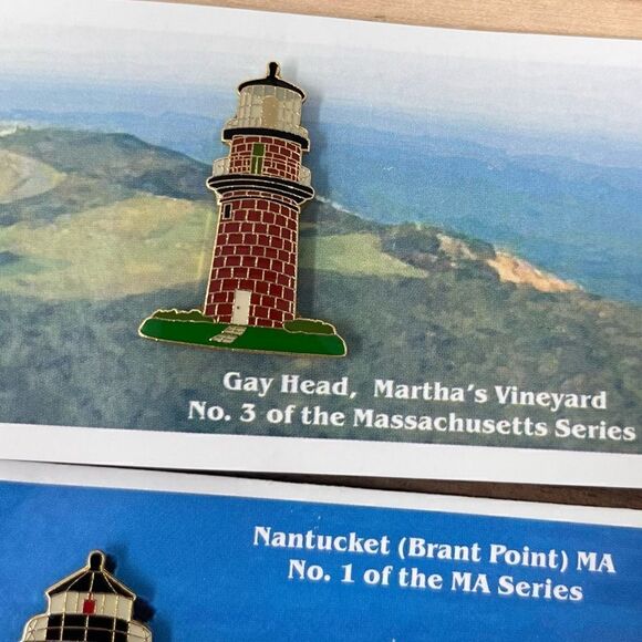 Collectible Enamel plated on 14 K Gold Massachusetts Lighthouse pins 2003 - Picture 8 of 14